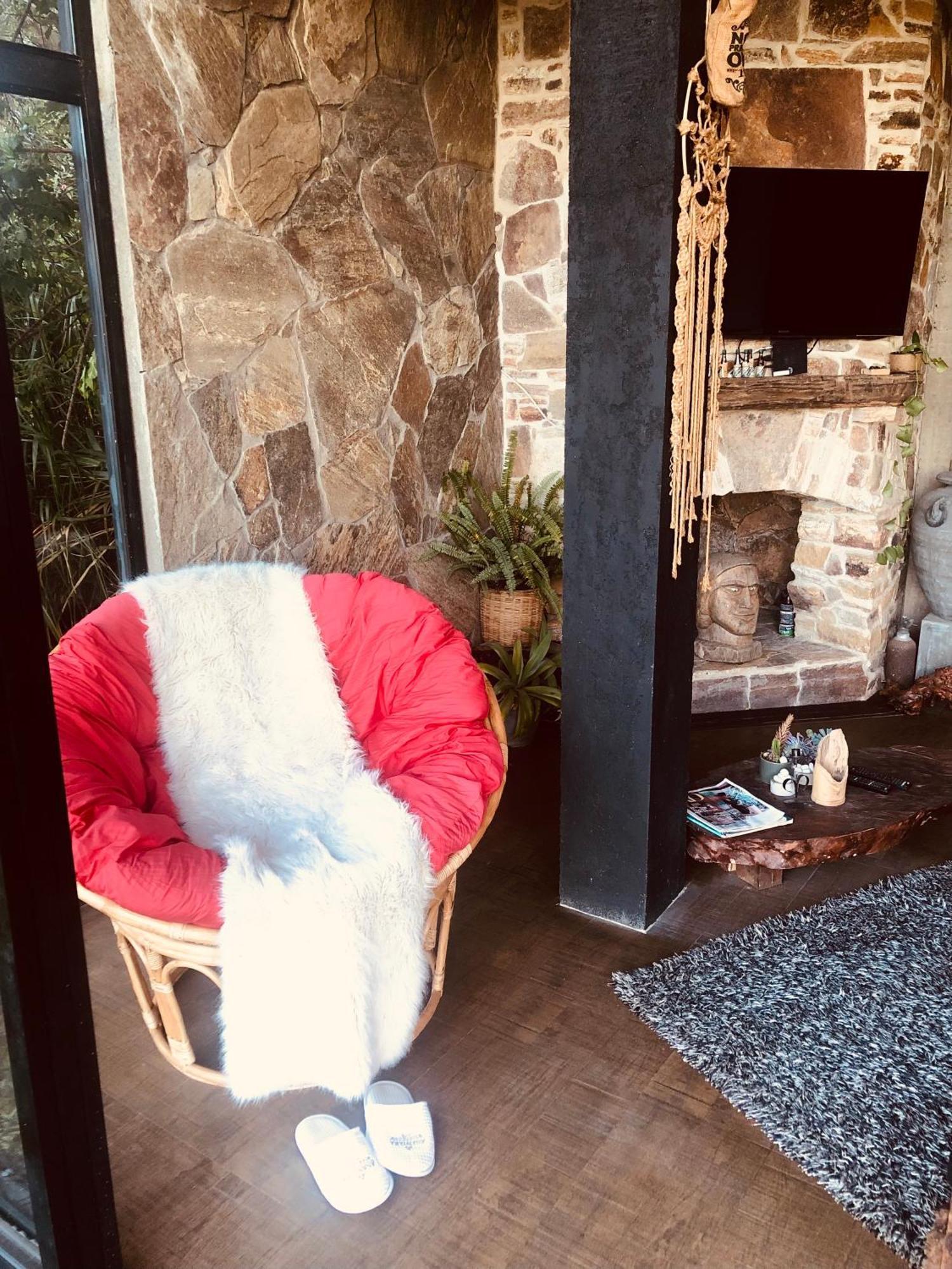 Romance In Ella Exterior foto